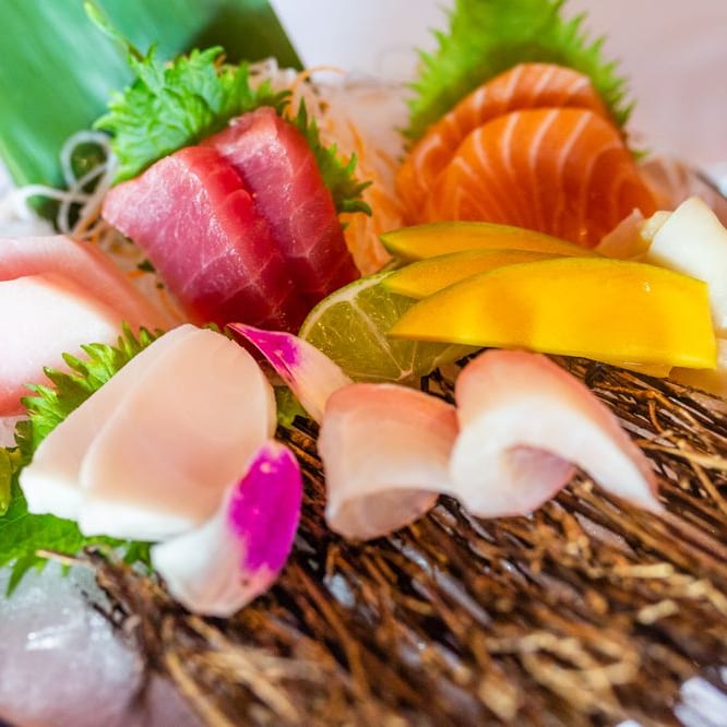 Chirashi Sushi.